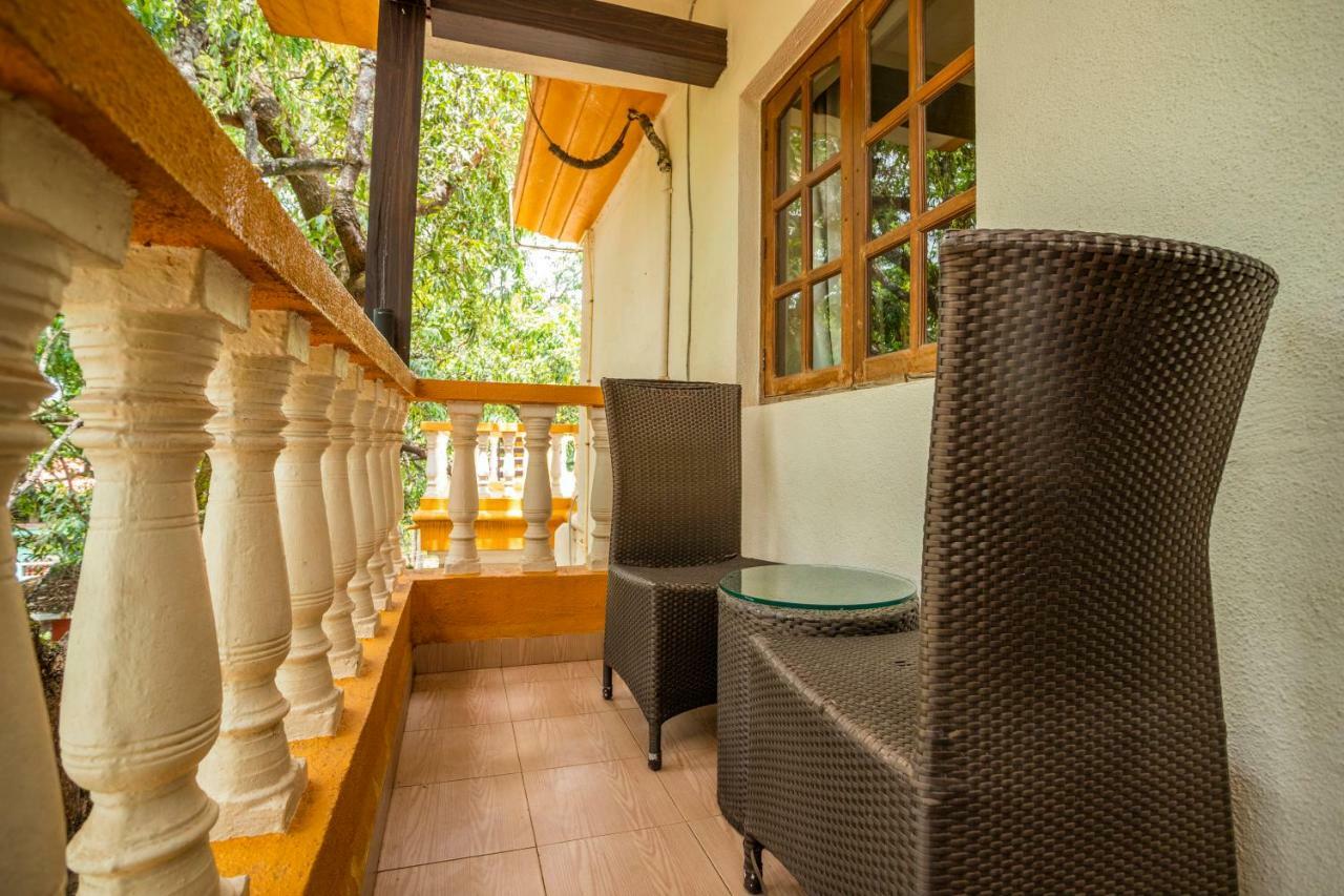 Готель Coco Goa Арпора Екстер'єр фото